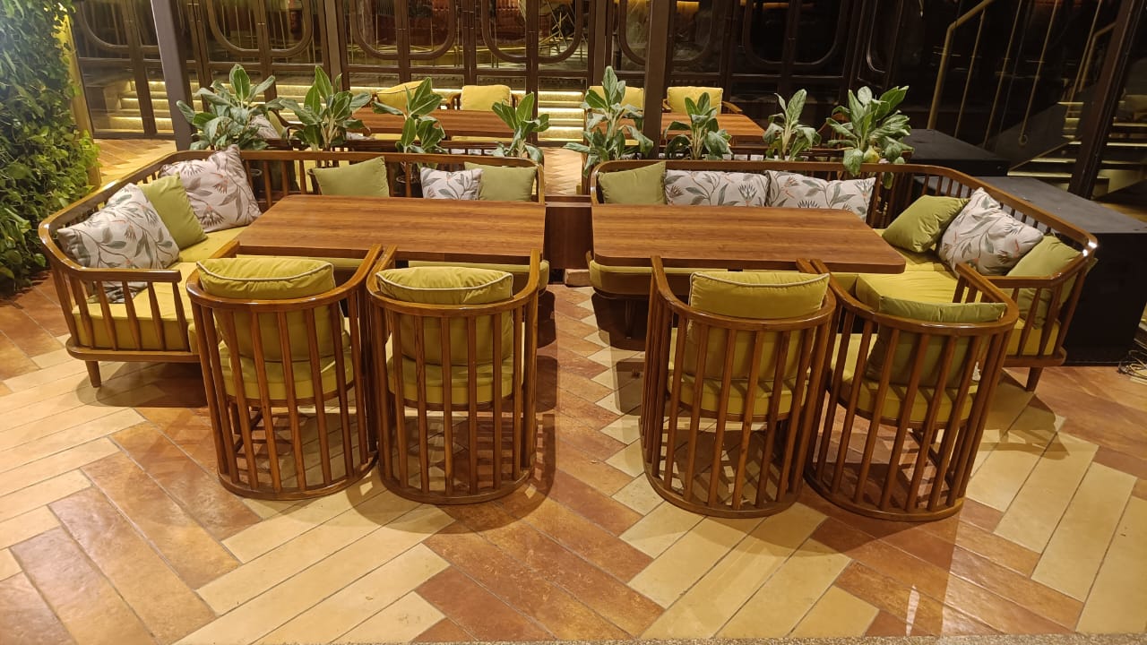 Farzi Café, Nagpur